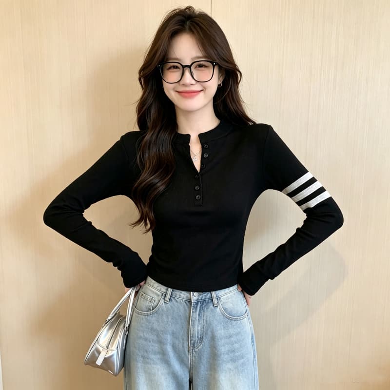 헨리 칼라 긴팔 작은 키 티셔츠 여성 2026 새로운 가을 몸매 가꾸기 슬림해 보이는 한 부서 디자인 센스 쇼트 스타일 맨위 상세 이미지 5