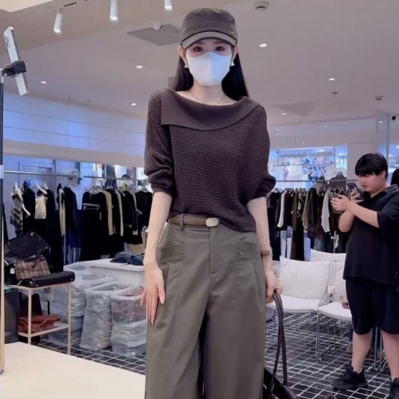 앤디 플러시 한 부서 출퇴근 홀로우 아웃 폴로 칼라 오프숄더 긴팔 니트 스웨터 여성 가을 품격 루즈핏 슬림해 보이는 맨위 이미지 4