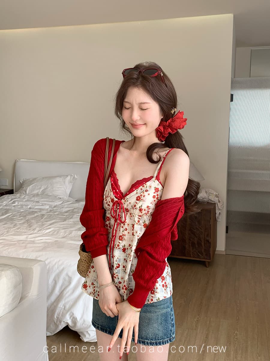 순수한 욕망 꽃무늬 페이크 레이어드 V넥 캐미솔 여름 새로운 달콤함 착용 가져 가라. 섹시함 슬림해 보이는 민소매 맨위 상세 이미지 5