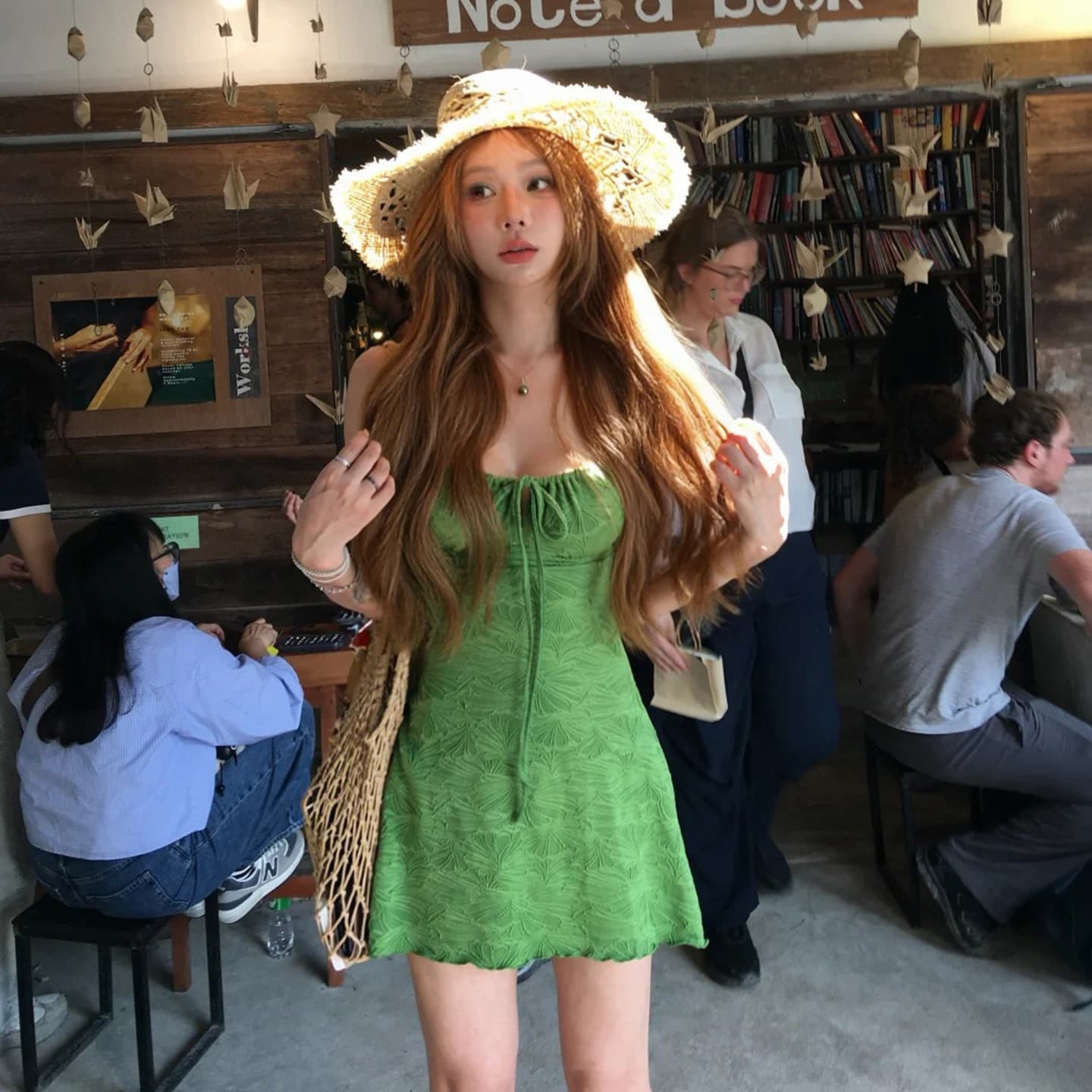 태국 사람 랜드 해변가 휴가 도파민 녹색 슬립 여성 드레스 여름 작은 키 허리 수축 핫걸 디스플레이 화이트 미니 스커트 상세 이미지 12