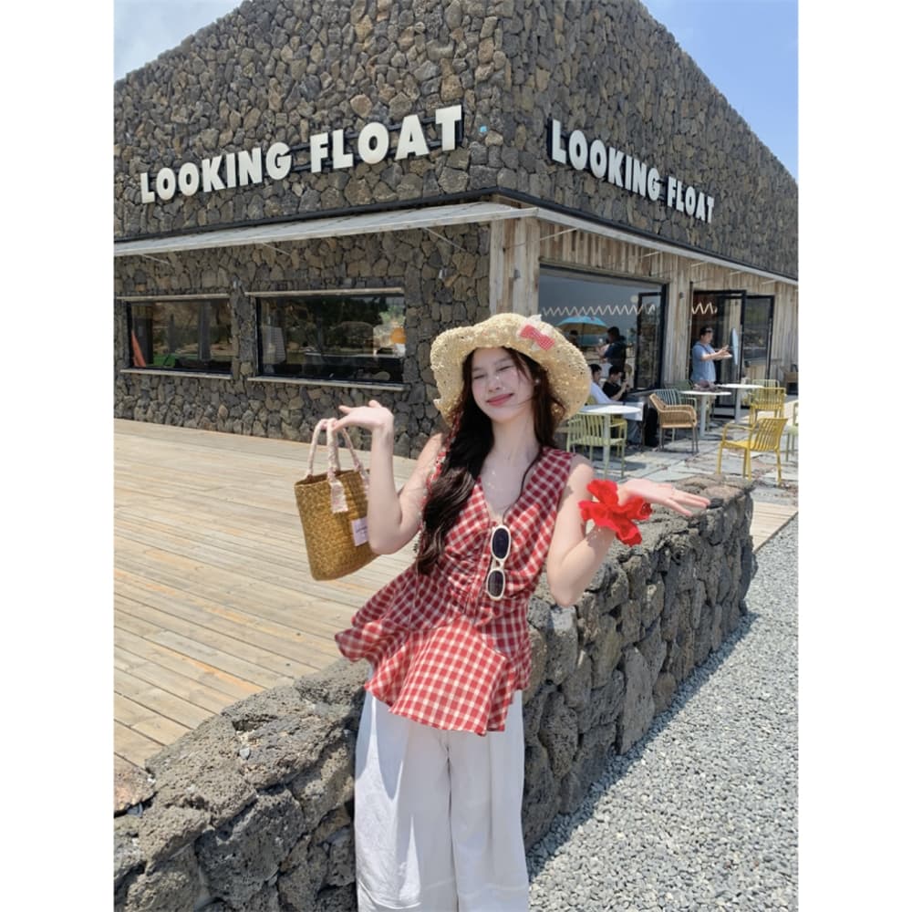 핫걸 바람 체크무늬 V넥 조끼 여성 의류 여름 한 부서 몸매 가꾸기 슬림해 보이는 주름 외출용 외국 가스 슬립 맨위 트렌디 이미지 3