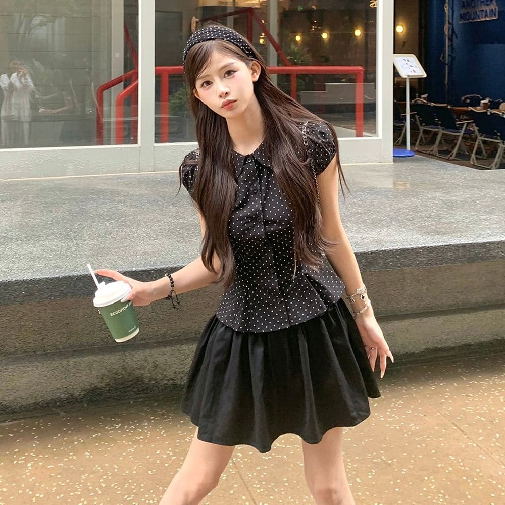 검정색 베이비 칼라 도트 무늬 반팔 여성 셔츠 여름 긍정적 인 어깨 허리 수축 슬림해 보이는 한 부서 학원 스타일 거품 소매 맨위 상세 이미지 8