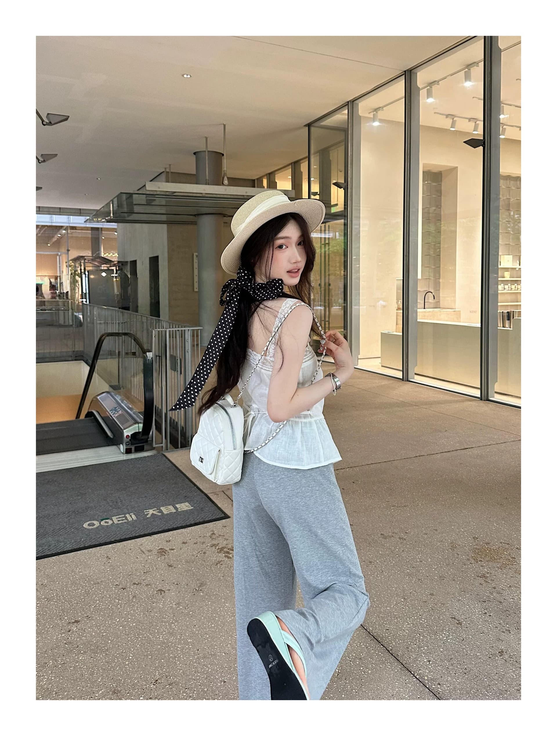 한국 스타일 면 린넨 레이스 레이스 슬립 민소매 맨위 여성 2026 여름 새로운 패치워크 허리 수축 달콤함 작은 조끼 상세 이미지 3