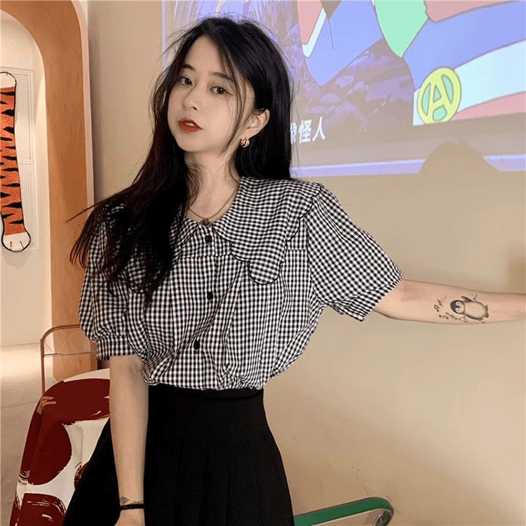 작은 키 베이비 칼라 셔츠 여성 2026 여름 새로운 프랑스식 Chic 반팔 디자인 센스 루즈핏 체크무늬 맨위 이미지 4