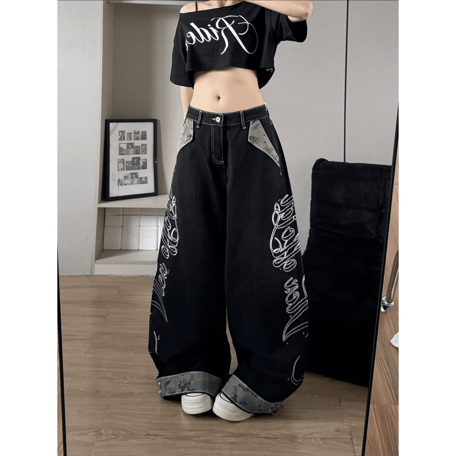 아메리칸 알파벳 자수 패치워크 배색 카모플라주 청바지 여성 가을 새로운 거리 루즈핏 넓은 다리 바닥 청소 긴 바지 상세 이미지 3