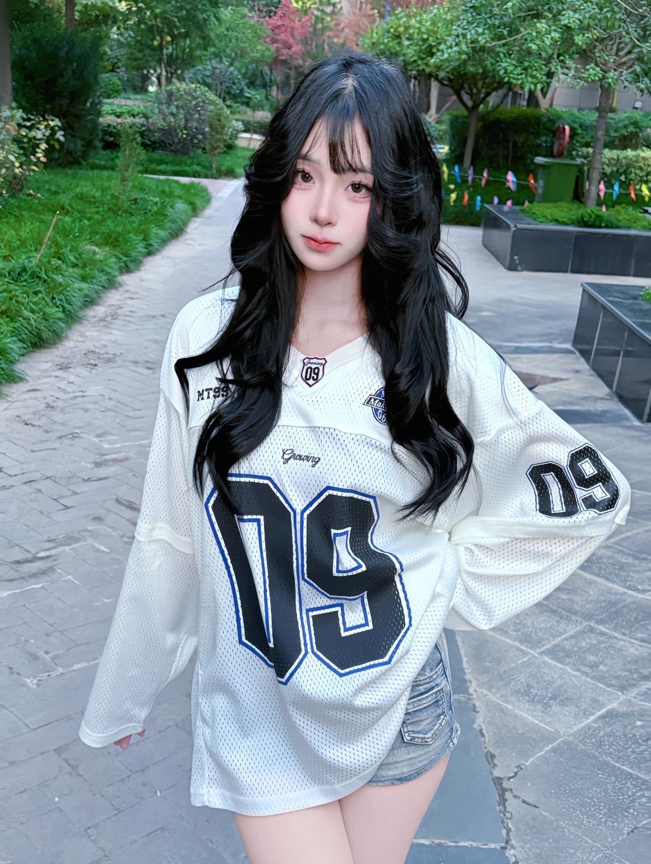 아메리칸 레트로 알파벳 프린트 인터넷 얼굴 긴팔 티셔츠 남녀 가을 새로운 루즈핏 V넥 저지 거리 조수 브랜드 상세 이미지 3