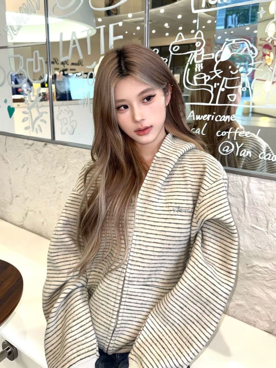 한국 chic 아메리칸 2026 가을 새로운 스트라이프 후드 티 스웨터 여성 한국 스타일 루즈핏 지퍼 카디건 코트 트렌디 이미지 3
