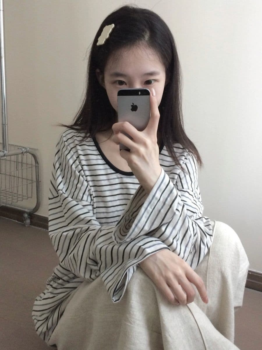 아메리칸 레트로 한 부서 2026 가을 새로운 스트라이프 긴팔 티셔츠 여성 루즈핏 다용도 핫걸 슬림해 보이는 맨위 트렌디 상세 이미지 4