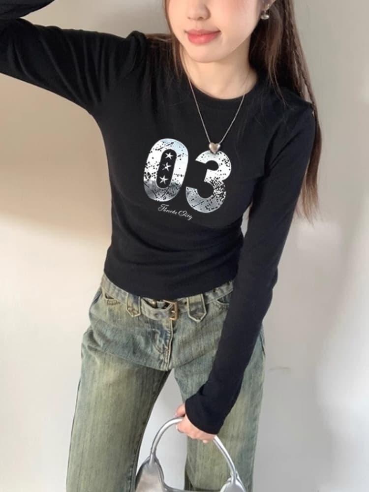 아메리칸 레트로 라운드 넥 긍정적 인 어깨 긴팔 티셔츠 여성 의류 2026 가을 새로운 조수 브랜드 숫자 프린트 몸매 가꾸기 맨위 상세 이미지 5