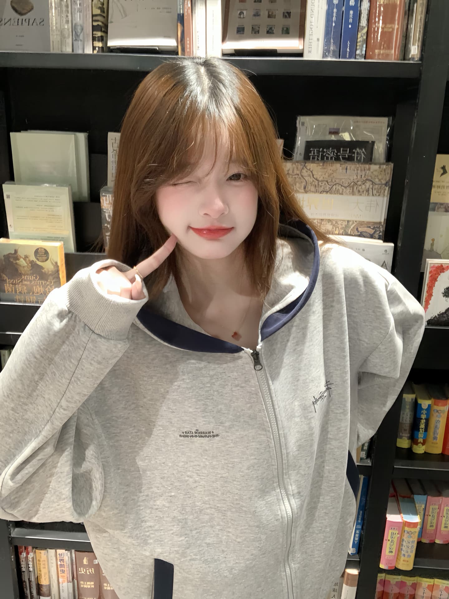 한국 chic 아메리칸 레트로 가을 겨울 새로운 자수 패치워크 후드 티 스웨터 여성 루즈핏 거리 바람 지퍼 재킷 상세 이미지 11