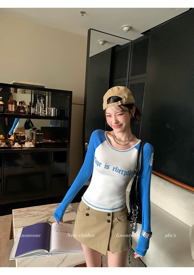 좋은 품질 모달 면 이른 가을 새로운 아메리칸 레트로 배색 삽입 어깨 몸매 가꾸기 슬림해 보이는 긴팔 티셔츠 여성 셔츠 상세 이미지 21
