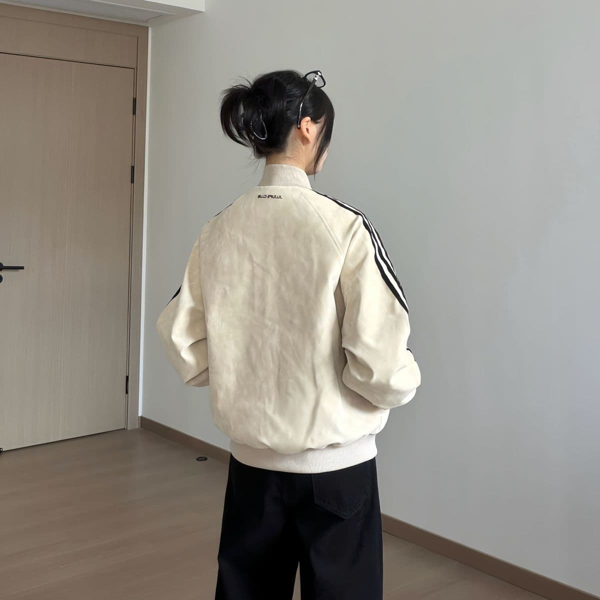 좋은 품질 아메리칸 높음 거리 열매 곡물 스탠드 칼라 재킷 여성 가을 루즈핏 트렌드 다용도 캐주얼 운동 재킷 이미지 4