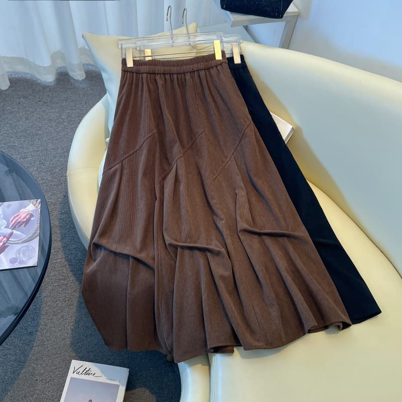 실사 가을 겨울 코듀로이 롱 스커트 중 하이웨이스트 슬림해 보이는 반신 스커트 디자인 센스 펌프 Pleat 중간 길이 스커트 불규칙 진자 치마