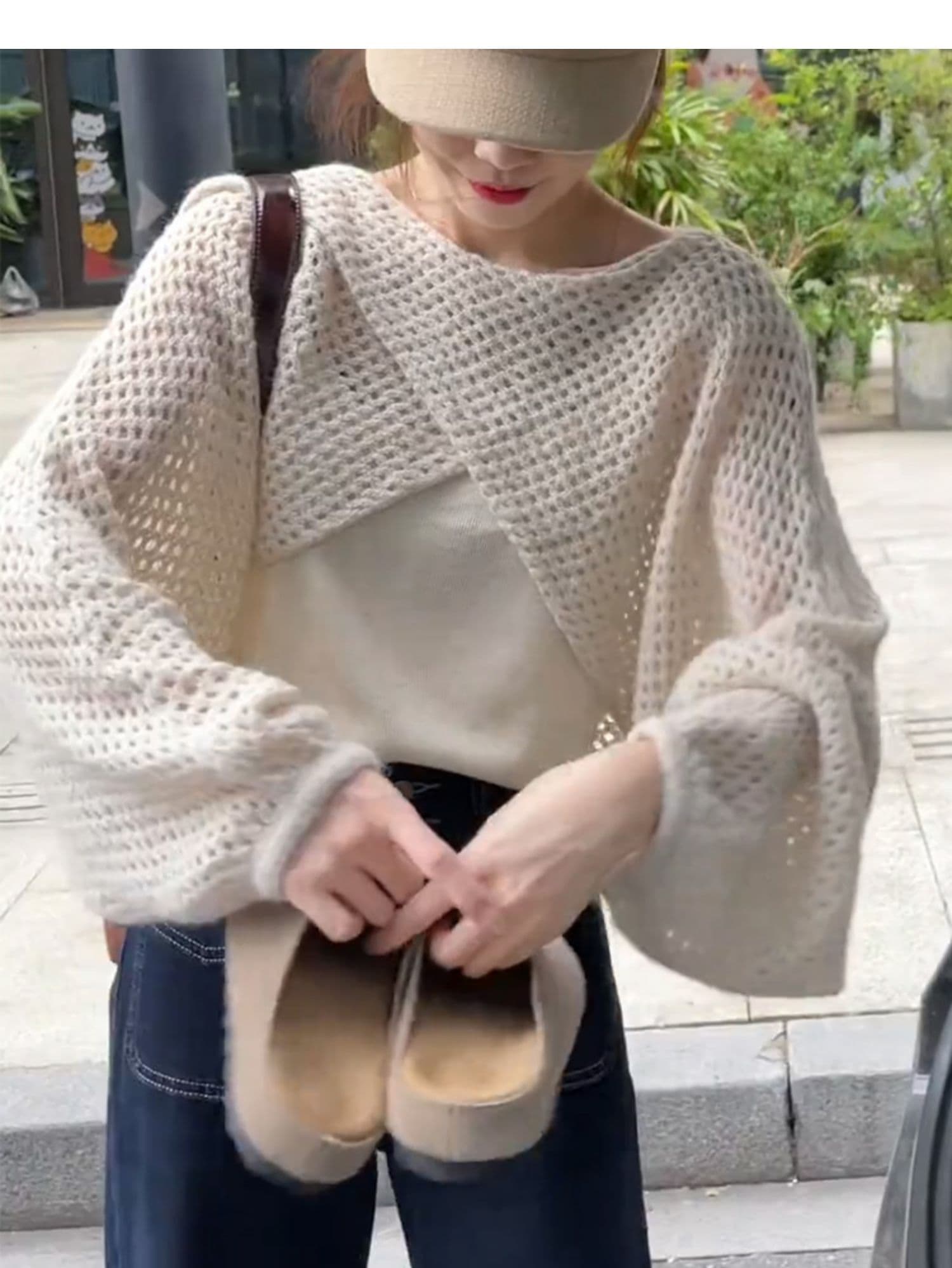 고급 센스 홀로우 아웃 다용도 긴팔 맨위 가을 섹션 작은 대중 품격 숄 니트 스웨터 슬림해 보이는 투피스 세트 표지 상세 이미지 3
