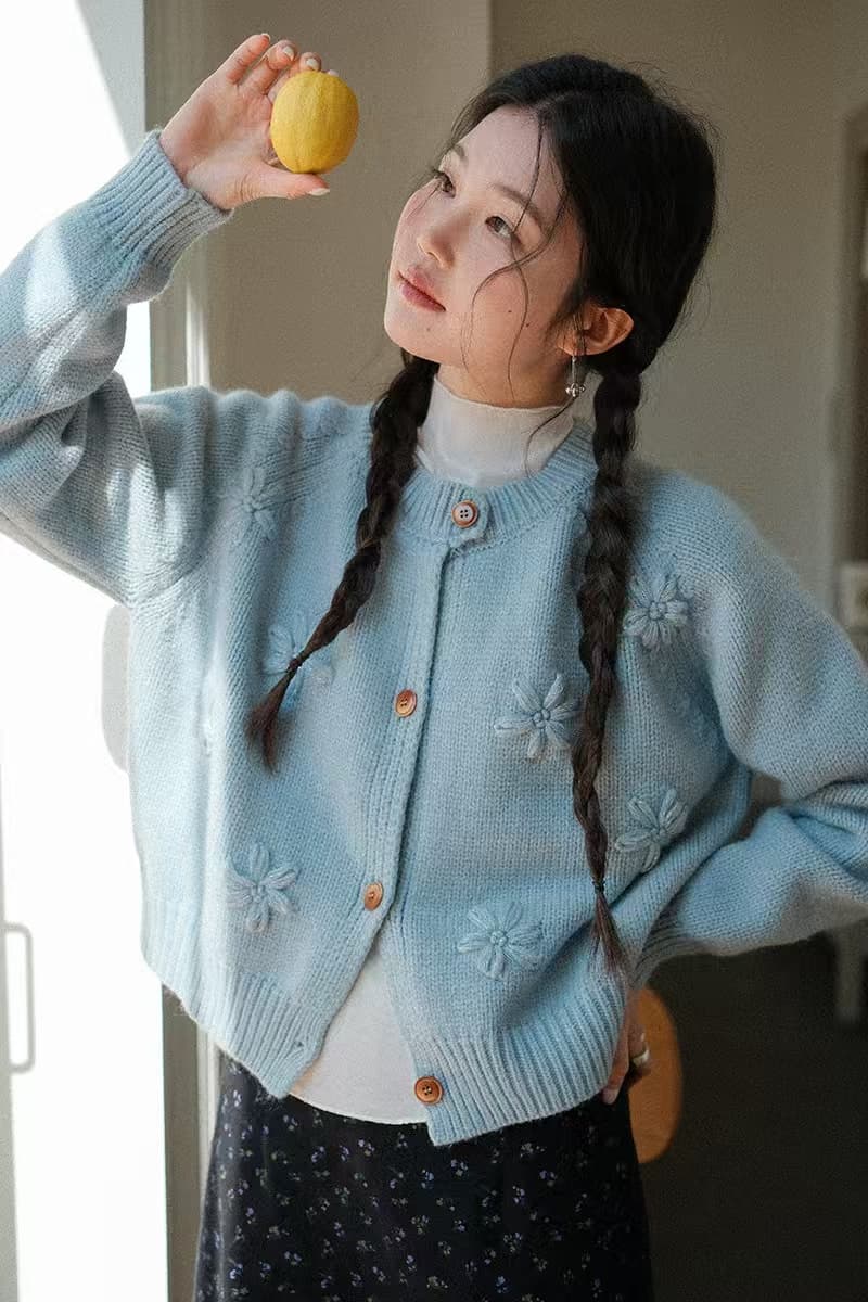 3 차원 꽃 파란색 스웨터 오픈 가디건 여성 2026 가을 새로운 한 부서 자이언트 잘 생긴 외출용 니트 맨위 상세 이미지 1
