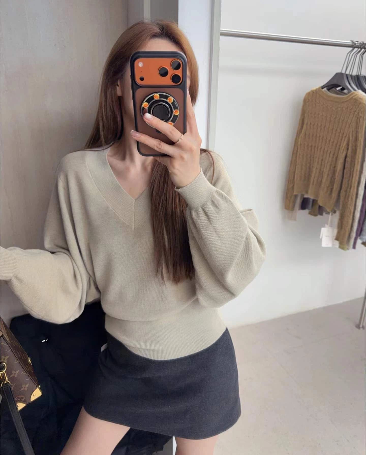 이른 가을 새로운 한 부서 품격 V넥 니트 벌룬 소매 슬림해 보이는 다용도 맨위 여성 상세 이미지 13