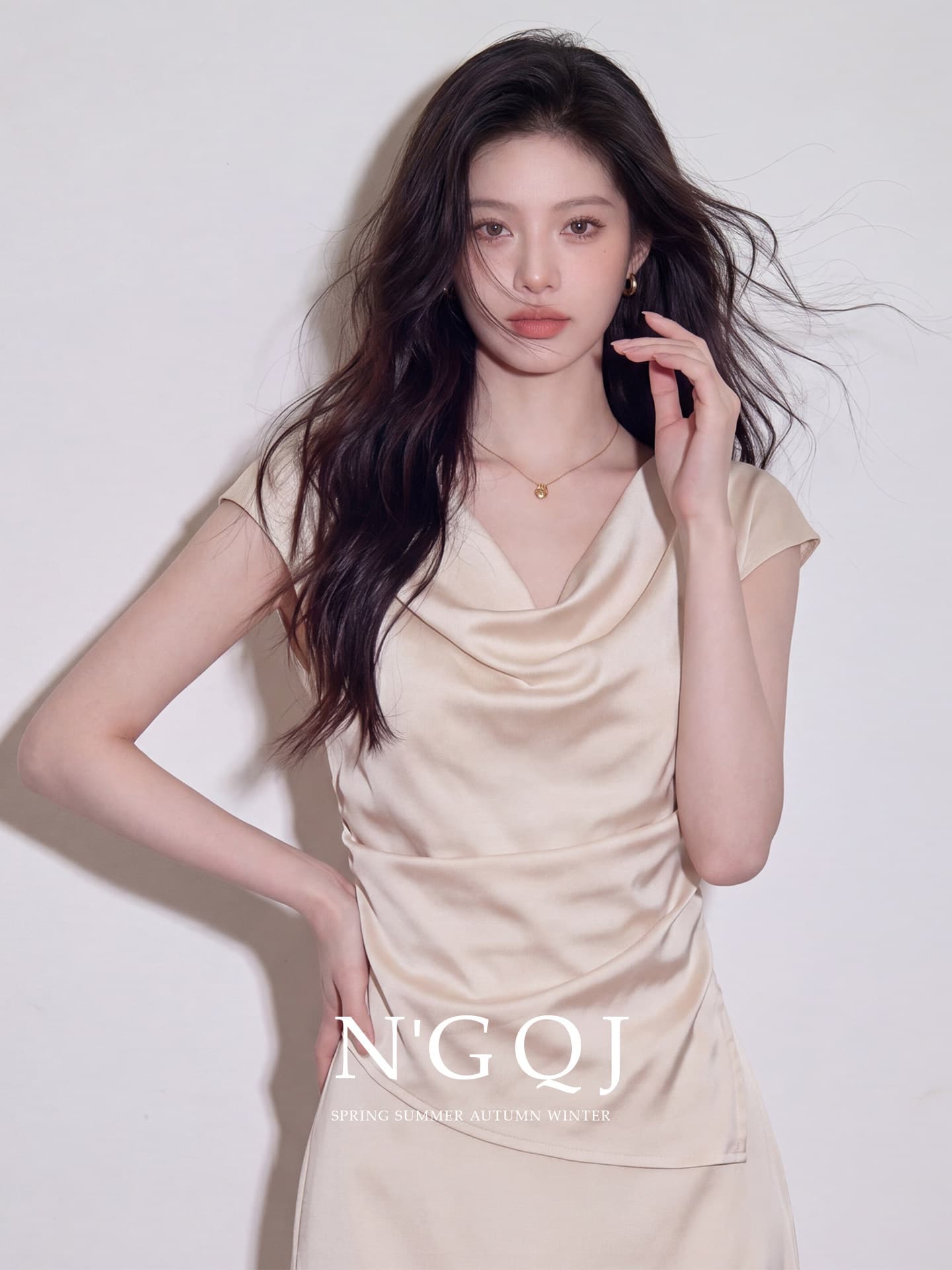 2026 여름 슈퍼 화재 흔들다 칼라 민소매 주름 조끼 베이지 색 프랑스식 고급 사소한 깃발 새틴 작은 맨위 상세 이미지 5