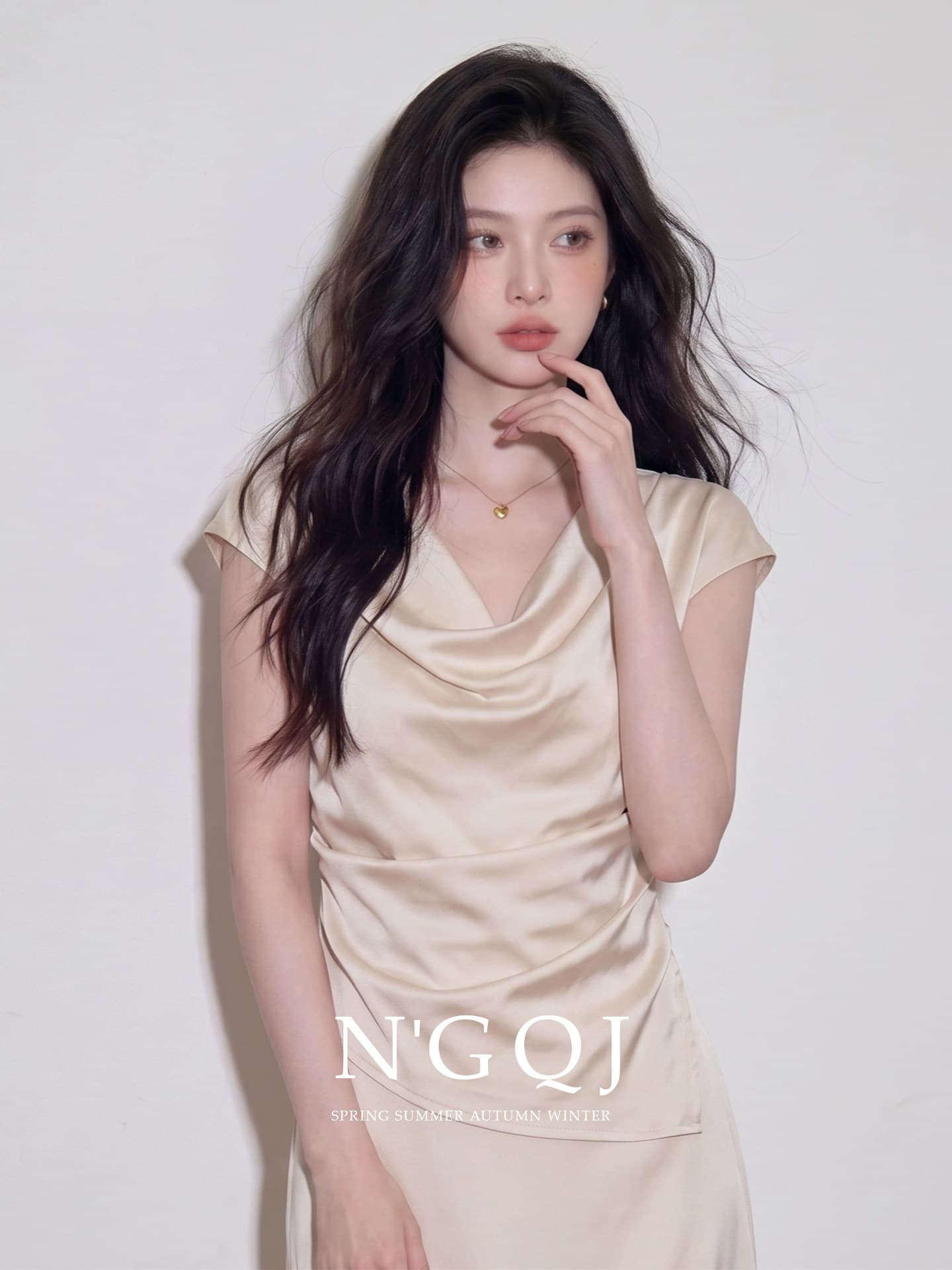 2026 여름 슈퍼 화재 흔들다 칼라 민소매 주름 조끼 베이지 색 프랑스식 고급 사소한 깃발 새틴 작은 맨위 상세 이미지 6