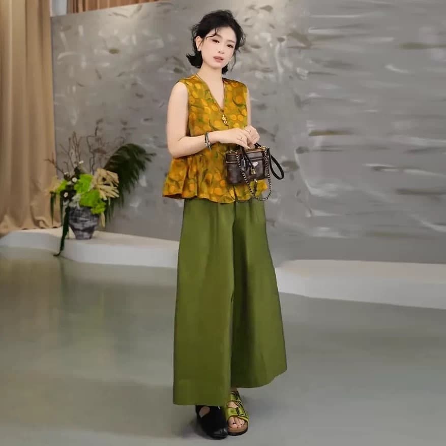 2026 여름 새로운 싱글 줄 버튼 레트로 꽃무늬 새로운 중식 베스트 민소매 디자인 센스 V넥 중국풍 맨위 상세 이미지 2