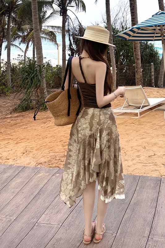휴가 바람 착용 가져 가라. 세트 레트로 백리스 행침 목 조끼 여성 의류 여름 불규칙 꽃무늬 반신 스커트 투피스 세트 이미지 6