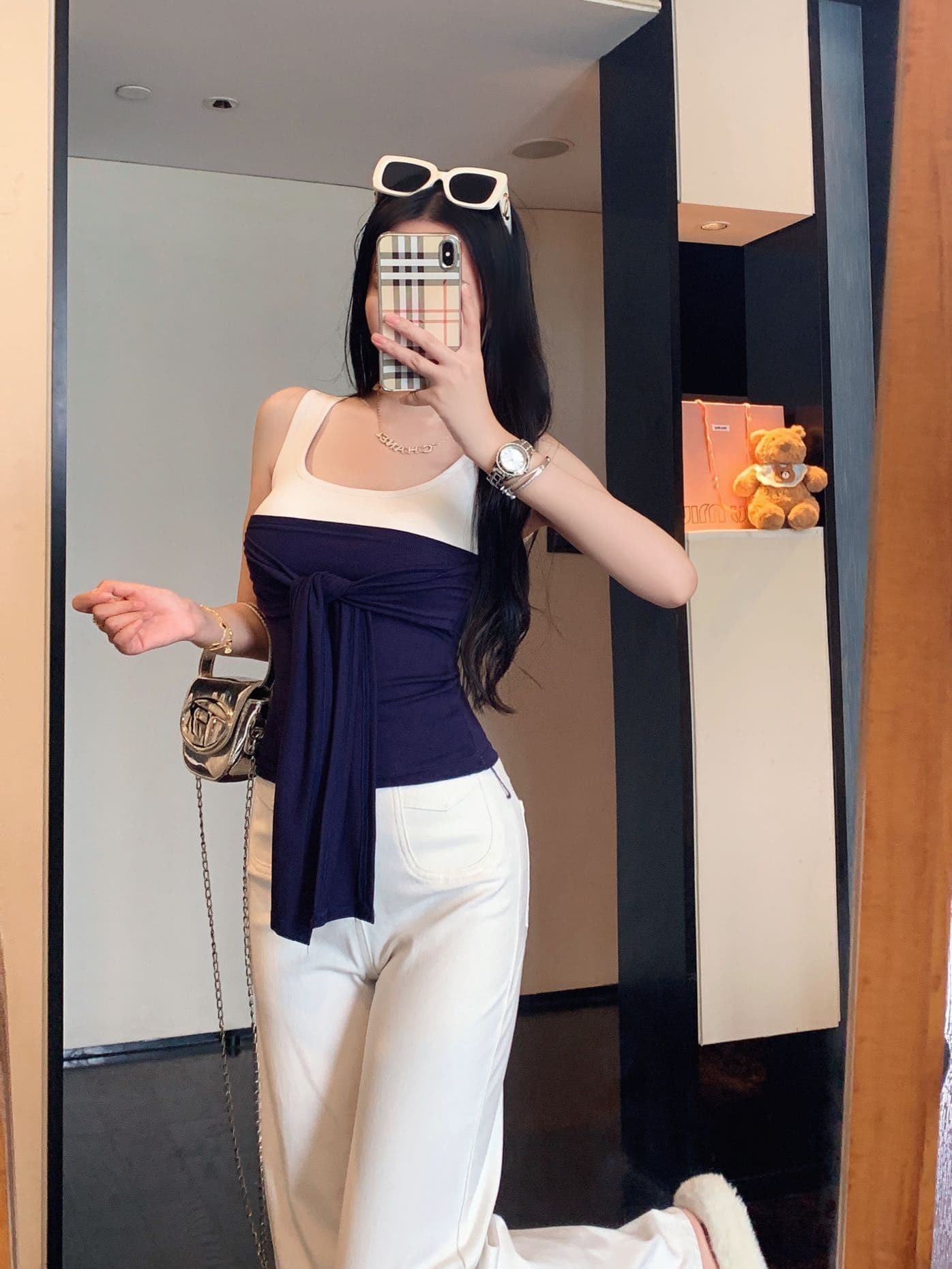 작은 대중 디자인 센스 오프숄더 페이크 레이어드 반팔 티셔츠 여성 여름 레이스업 몸매 가꾸기 슬림해 보이는 쇼트 스타일 맨위 상세 이미지 4