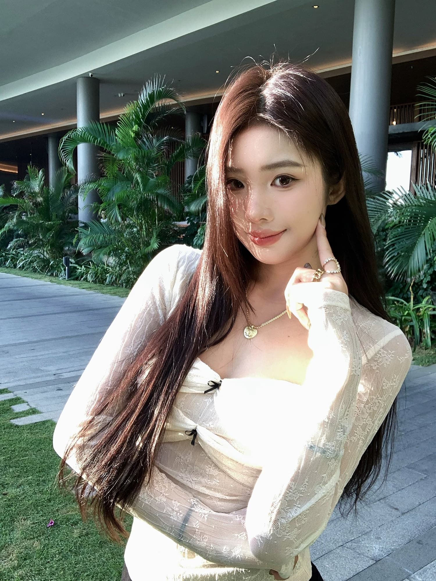 작은 6 월 6 월 브리트니 뮤 S 달콤한 라스베리 축제 분위기 센스 레이스 하트 신축성 니트 핀치 Pleat 작은 셔츠