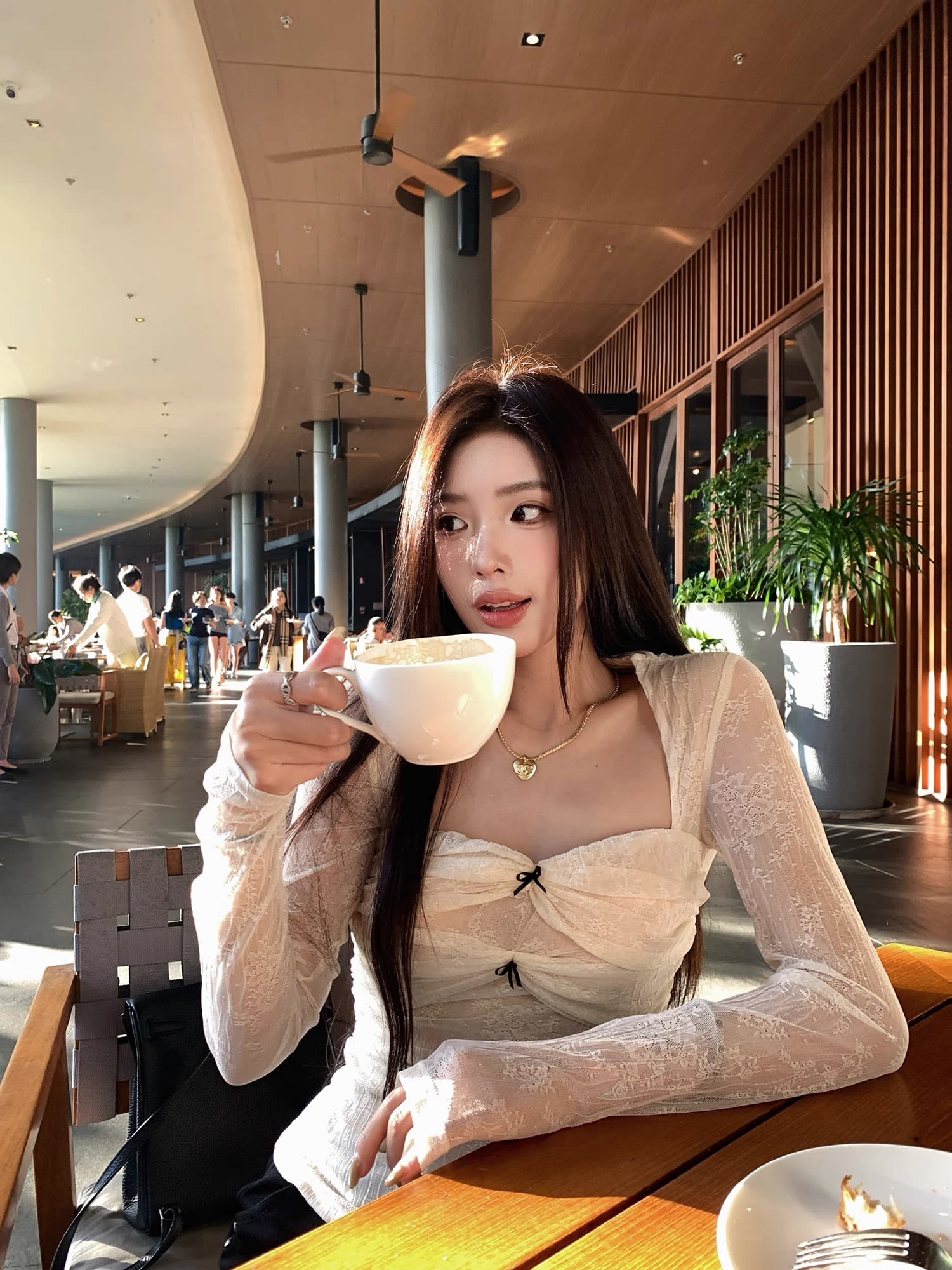 작은 6 월 6 월 브리트니 뮤 S 달콤한 라스베리 축제 분위기 센스 레이스 하트 신축성 니트 핀치 Pleat 작은 셔츠 상세 이미지 2