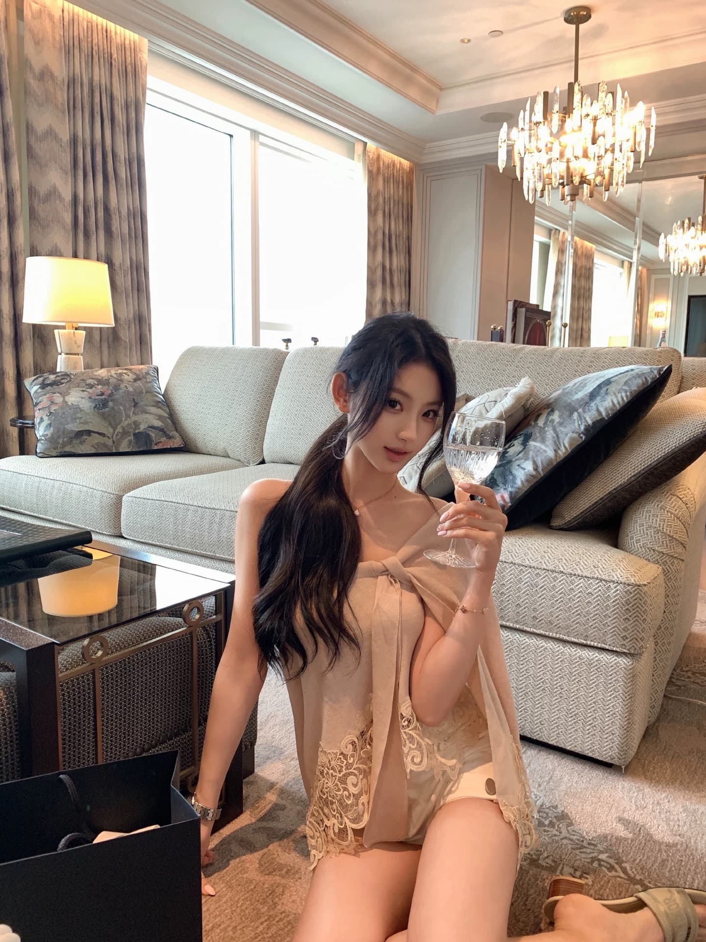 okmashop 화이트 복숭아 천 새싹 오프숄더 맨위 여성 봄 디자인 센스 레이스 순수한 욕망 섹시함 오프숄더 니트 스웨터 상세 이미지 3