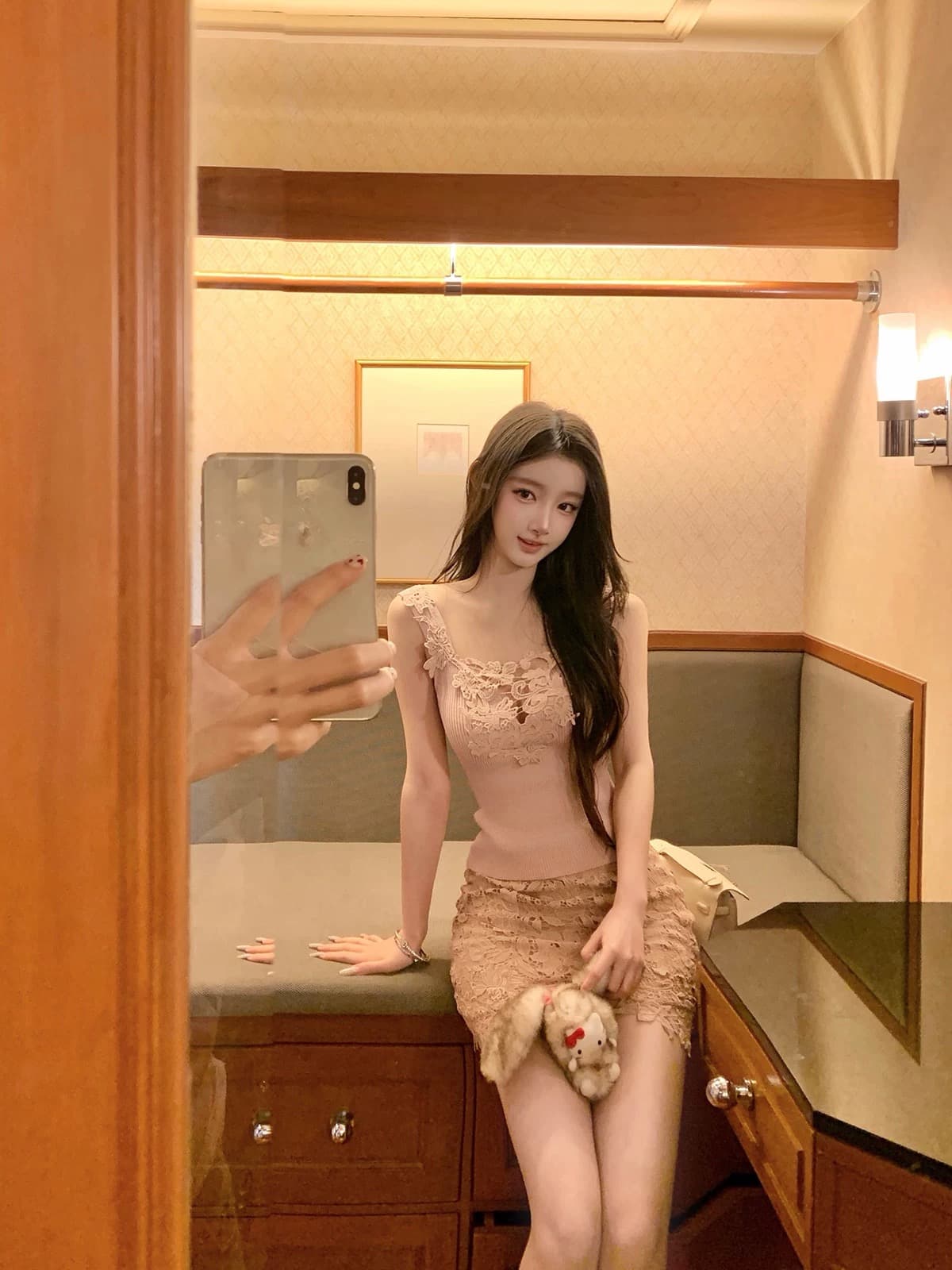 hotdog 핫도그 매우 매운맛 꽃 와일드 부드러움 레이스 슬립 맨위 순수한 욕망 섹시함 몸매 가꾸기 인사이드 가져 가라. 조끼 이미지 2