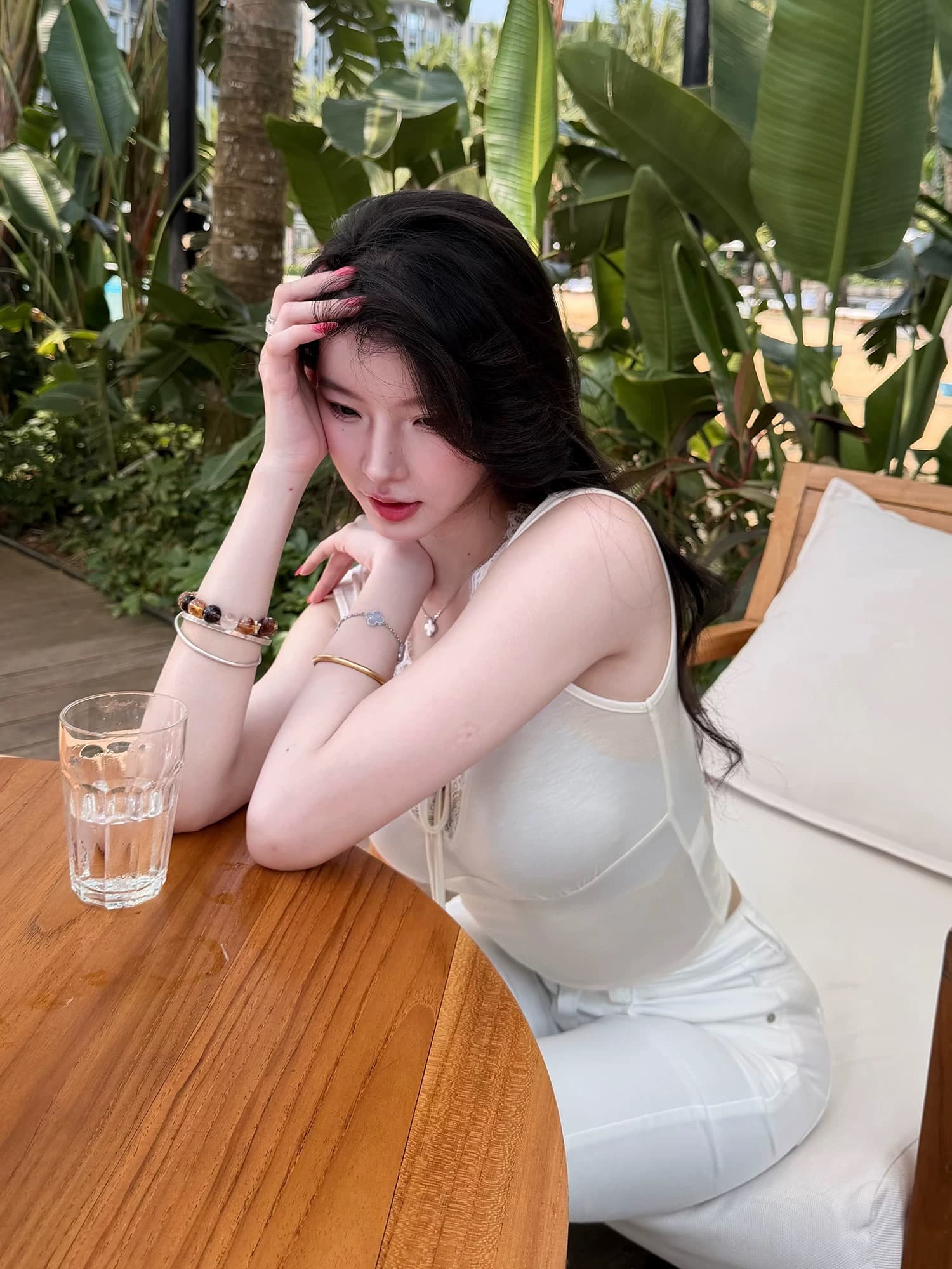 fart shop 레이스 소녀 라이 경기 서울 레이스 레이스 순수한 욕망 레이스업 티셔츠 여성 봄 여름 V넥 맨위 이미지 2