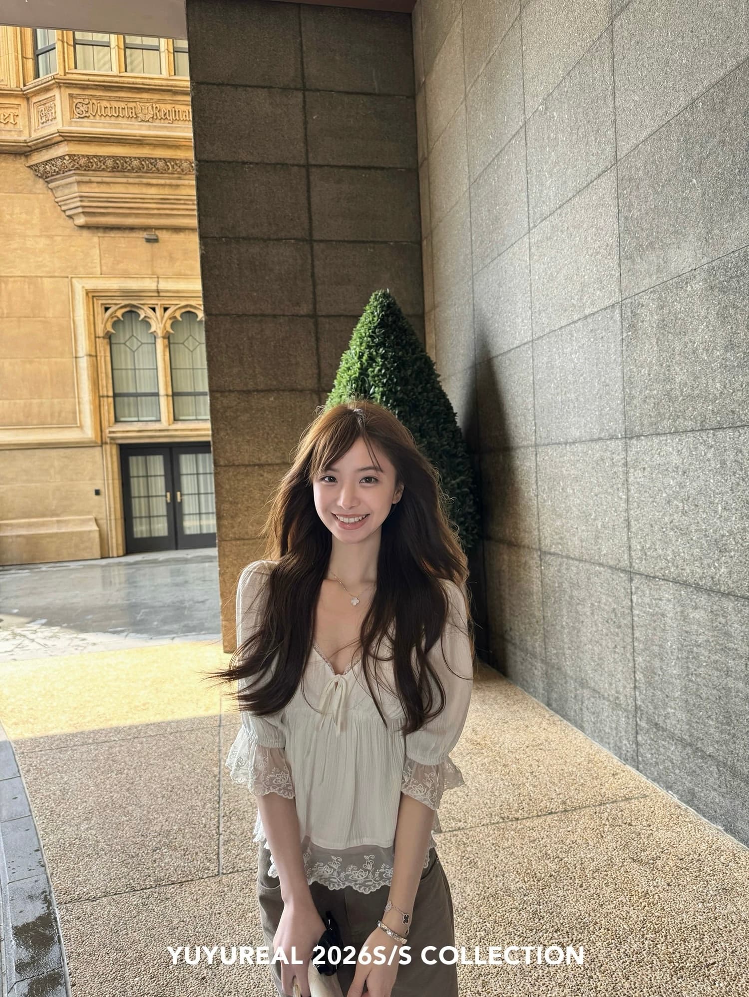 yuyureal 작은 순수한 욕망 상쾌 센스 레이스 레이스 V넥 작은 맨위 여성 여름 섹시함 쇼트 스타일 중간 소매 레이스 셔츠 상세 이미지 3