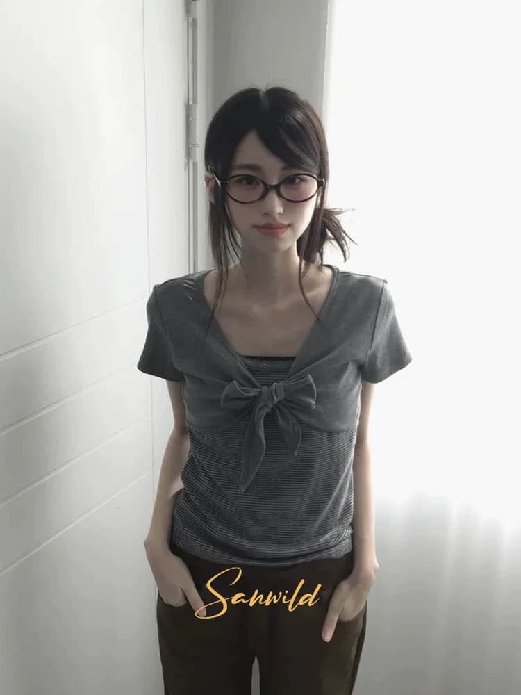 sanwild 한 부서 작은 대중 다용도 레트로 스트라이프 나비 매듭 스트랩 디자인 센스 쇼트 스타일 반팔 티셔츠 맨위 여성