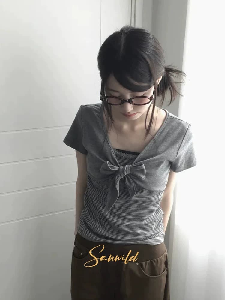 sanwild 한 부서 작은 대중 다용도 레트로 스트라이프 나비 매듭 스트랩 디자인 센스 쇼트 스타일 반팔 티셔츠 맨위 여성 상세 이미지 6