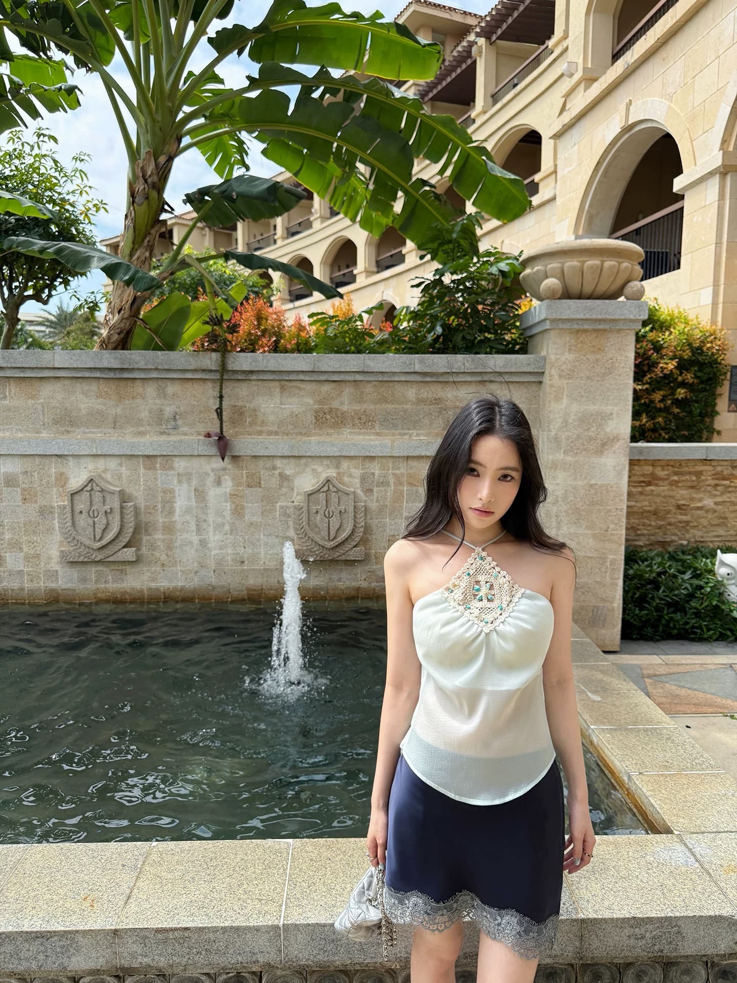 wuu2sweet 우 너무 달콤한 프랑스식 새틴 레이스 조각 반신 스커트 여성 여름 디자인 센스 한 마디 타이트 스커트 미니 스커트 상세 이미지 4