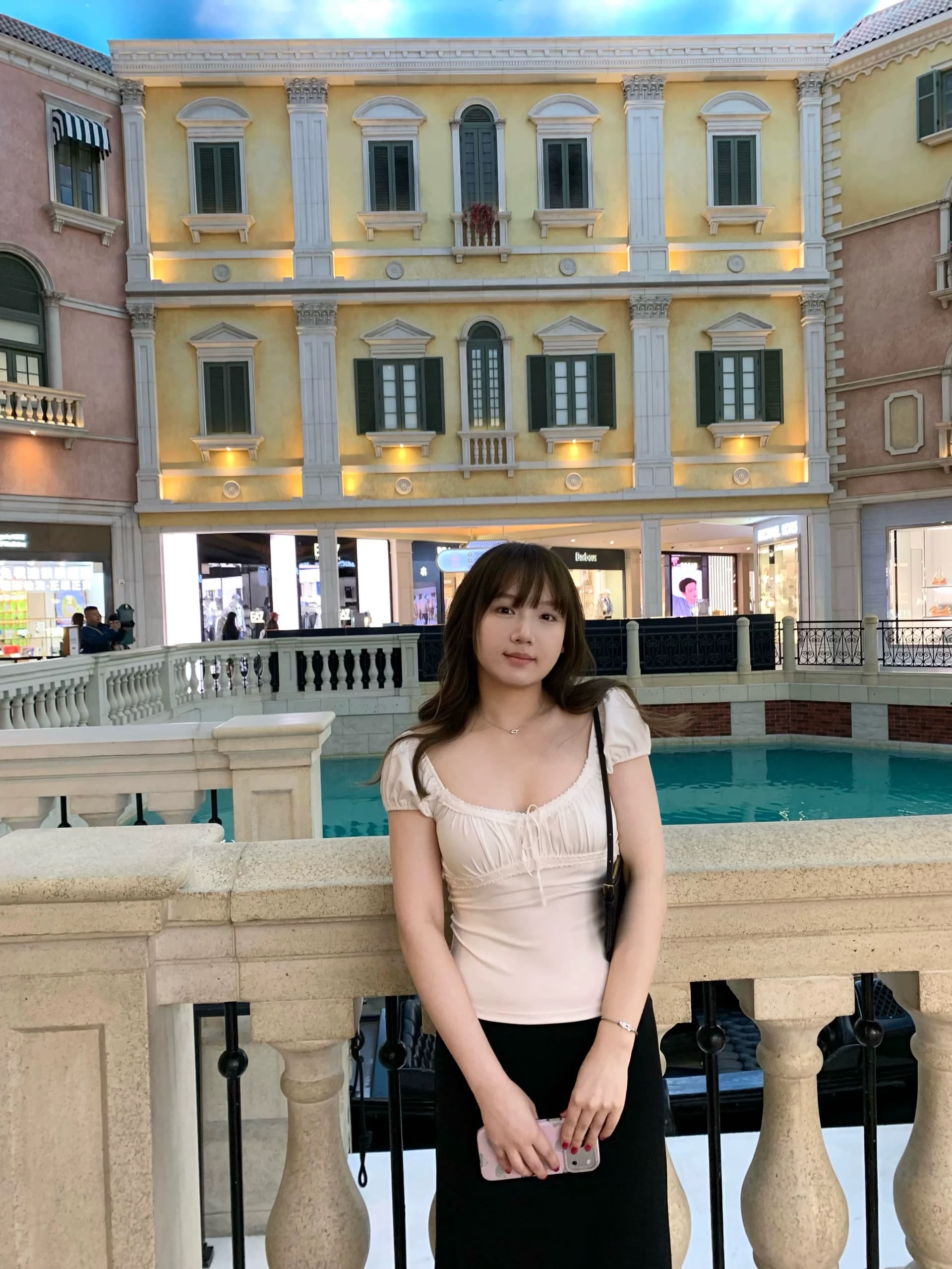 doudou 여드름 디자인 센스 레이스 광장 칼라 반팔 작은 셔츠 여름 2026 새로운 몸매 가꾸기 슬림해 보이는 다용도 티셔츠 여성 상세 이미지 5