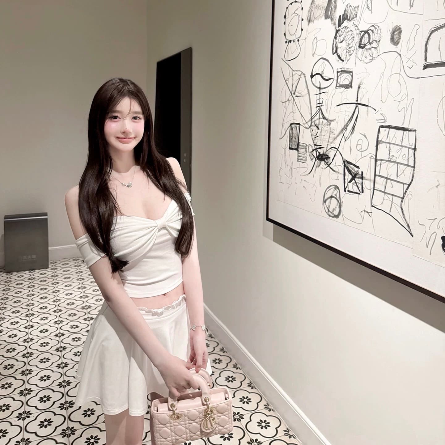 만약 언어 맞춤 순수한 하얀 달빛 순수한 욕망 품격 오프숄더 행침 목 슬립 맨위 반 스커트 니트 투피스 세트 이미지 5