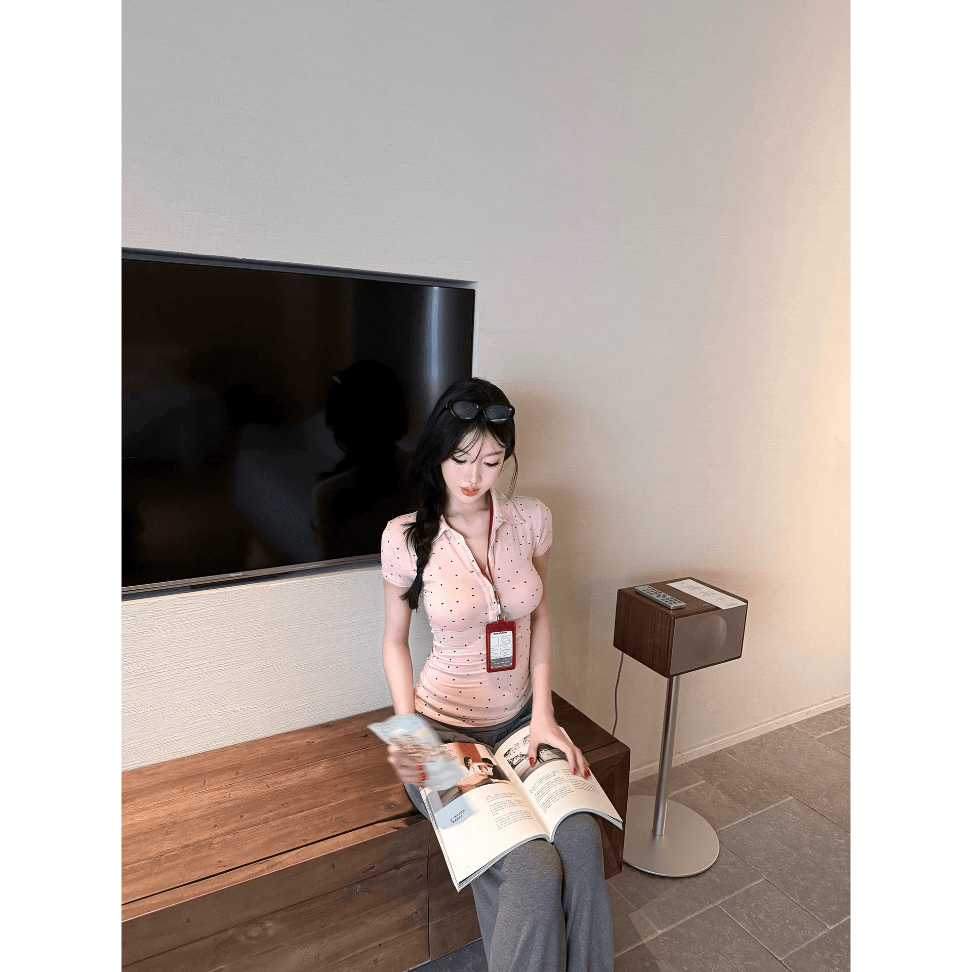 laareetoo 프랑스식 레트로 작은 도트 무늬 반팔 티셔츠 여성 여름 몸매 가꾸기 슬림해 보이는 POLO 칼라 맨위 다용도 이미지 5