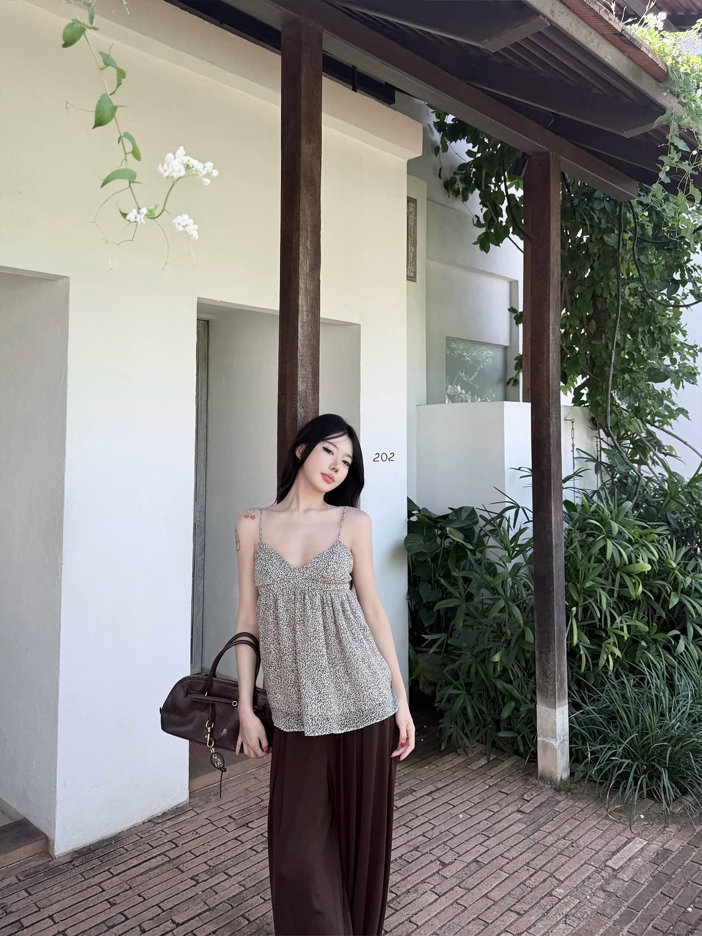 laareetoo 프랑스식 섹시함 레오파드 무늬 캐미솔 여름 외출용 핫걸 착용 가져 가라. V넥 민소매 맨위 이미지 2