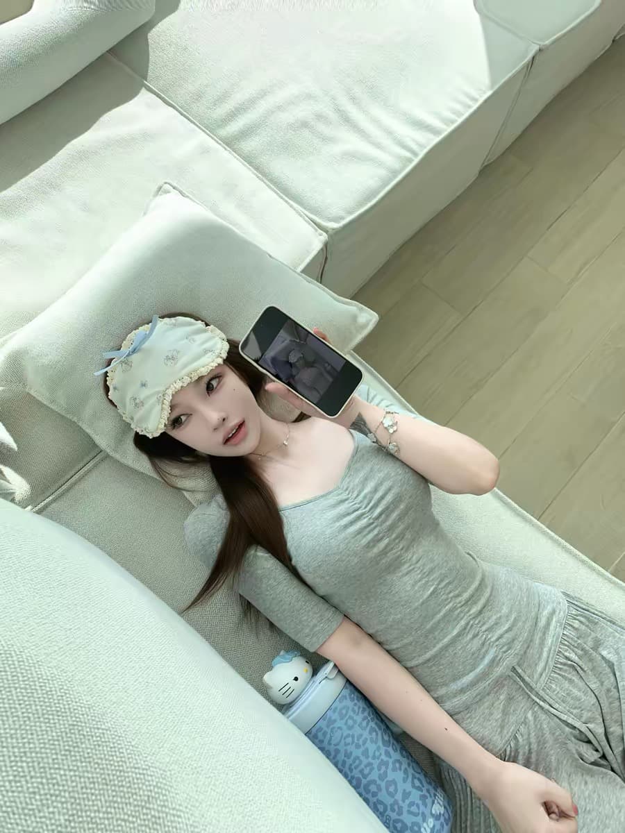 suuuicee 커브 건설 세로 3 차원 펌프 Pleat 디자인 허리 수축 순수한 욕망 복숭아 심장 고리 5 점 소매 티셔츠 이미지 4