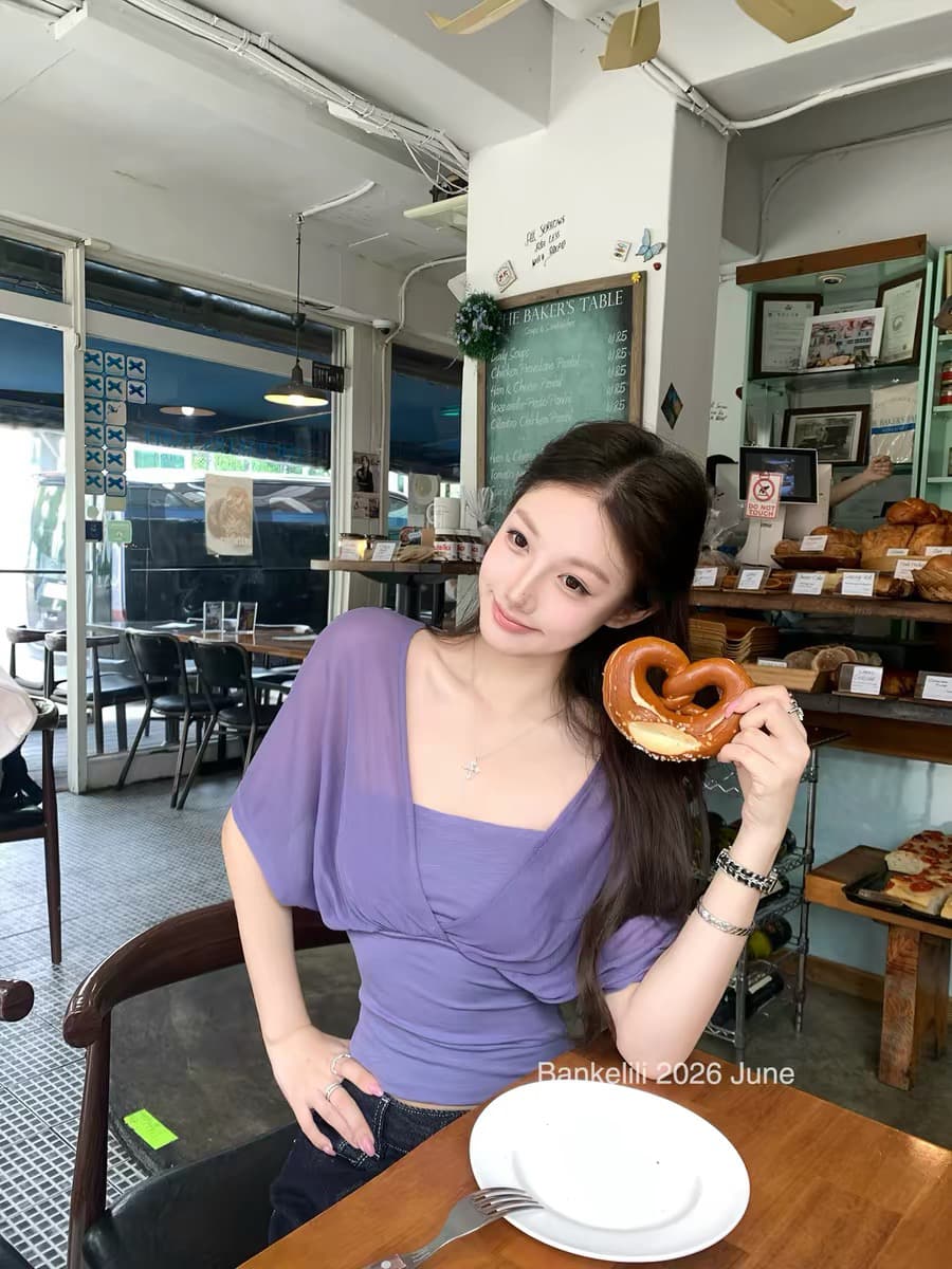밤나무 코코아 bankelili 산소 얼음 가죽 tee 100 라이 경기 서울 페이크 레이어드 주름 블라우스 튜브탑 여성 상세 이미지 2