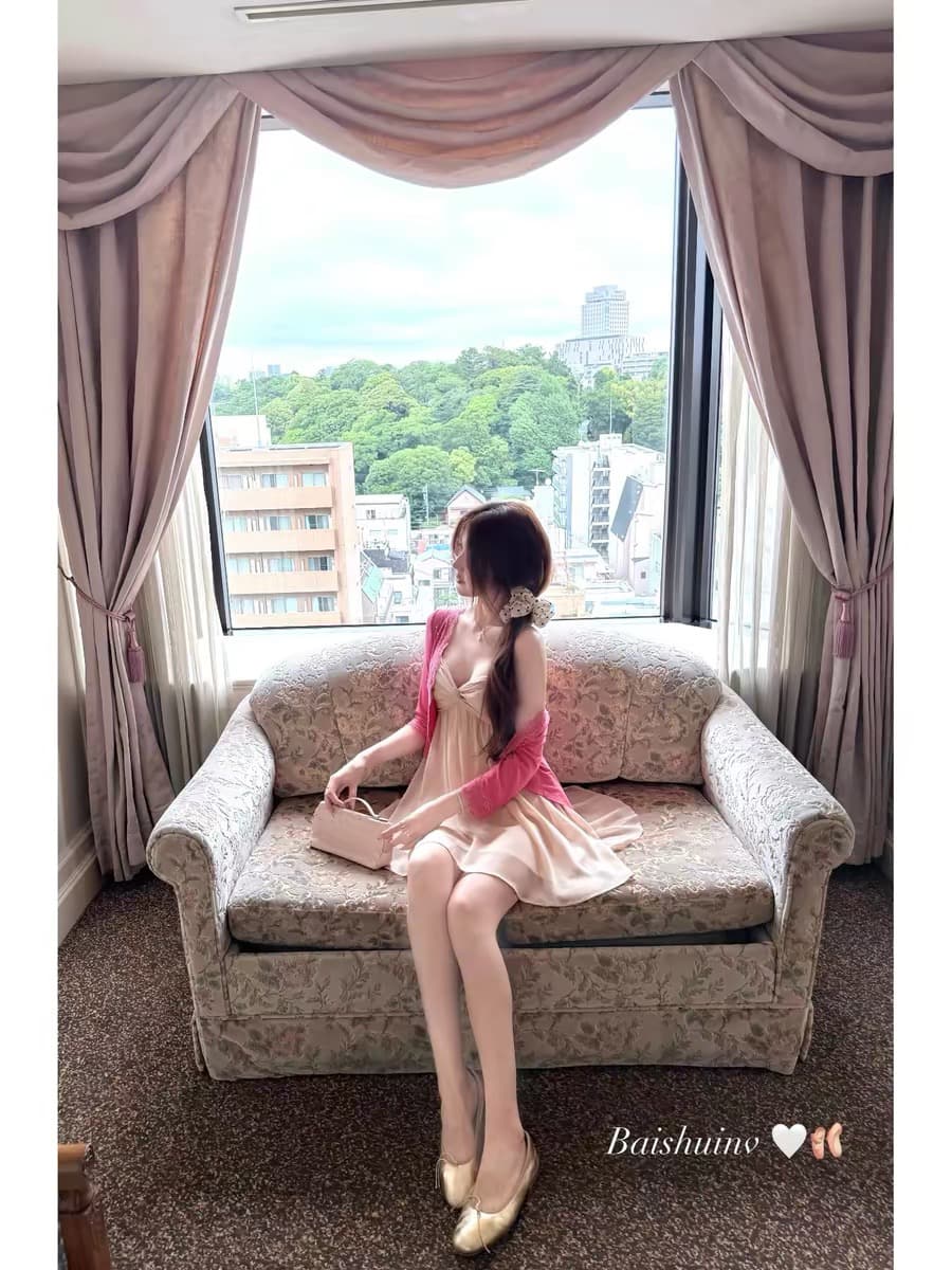 화이트 워터 여성 부드러운 자매 V넥 비틀림 쉬폰 슬립 여성 드레스 여름 프랑스식 분위기 센스 도루 센스 미니 스커트 상세 이미지 5