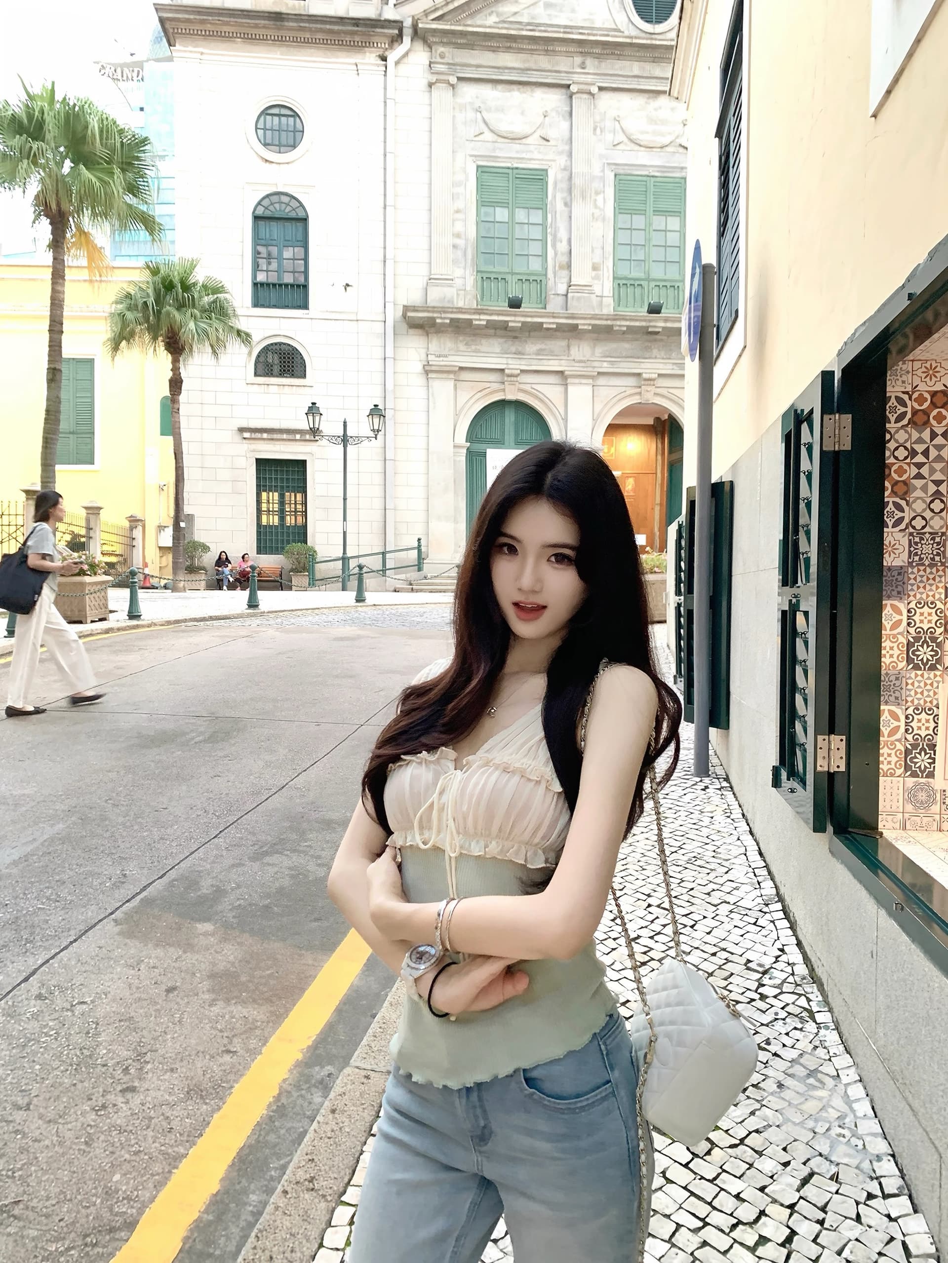 famouswang 여름 낭만주의 중년 센스 레트로 프랑스식 하프 ~을 통해 패치워크 보다 작은 서울 니트 캐미솔 이미지 4
