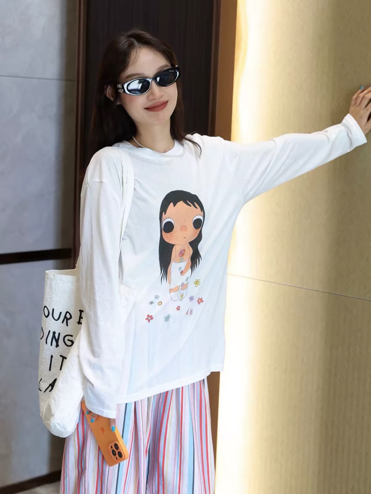 한 부서 수 있습니다. 작은 사랑 옥 꽃 프린트 긴팔 티셔츠 여성 여름 루즈핏 캐주얼 디자인 센스 다용도 맨위 상세 이미지 4