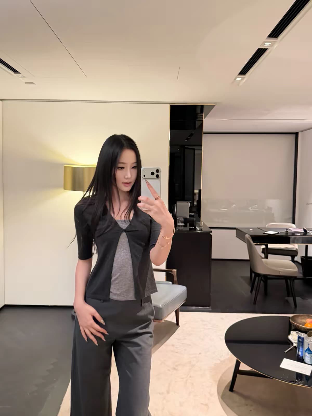 5werkwen 높음 제품 비틀림 스택 착용 세트 그룹 라이 경기 서울 양모 조끼 30 양모 중간 소매 투피스 세트