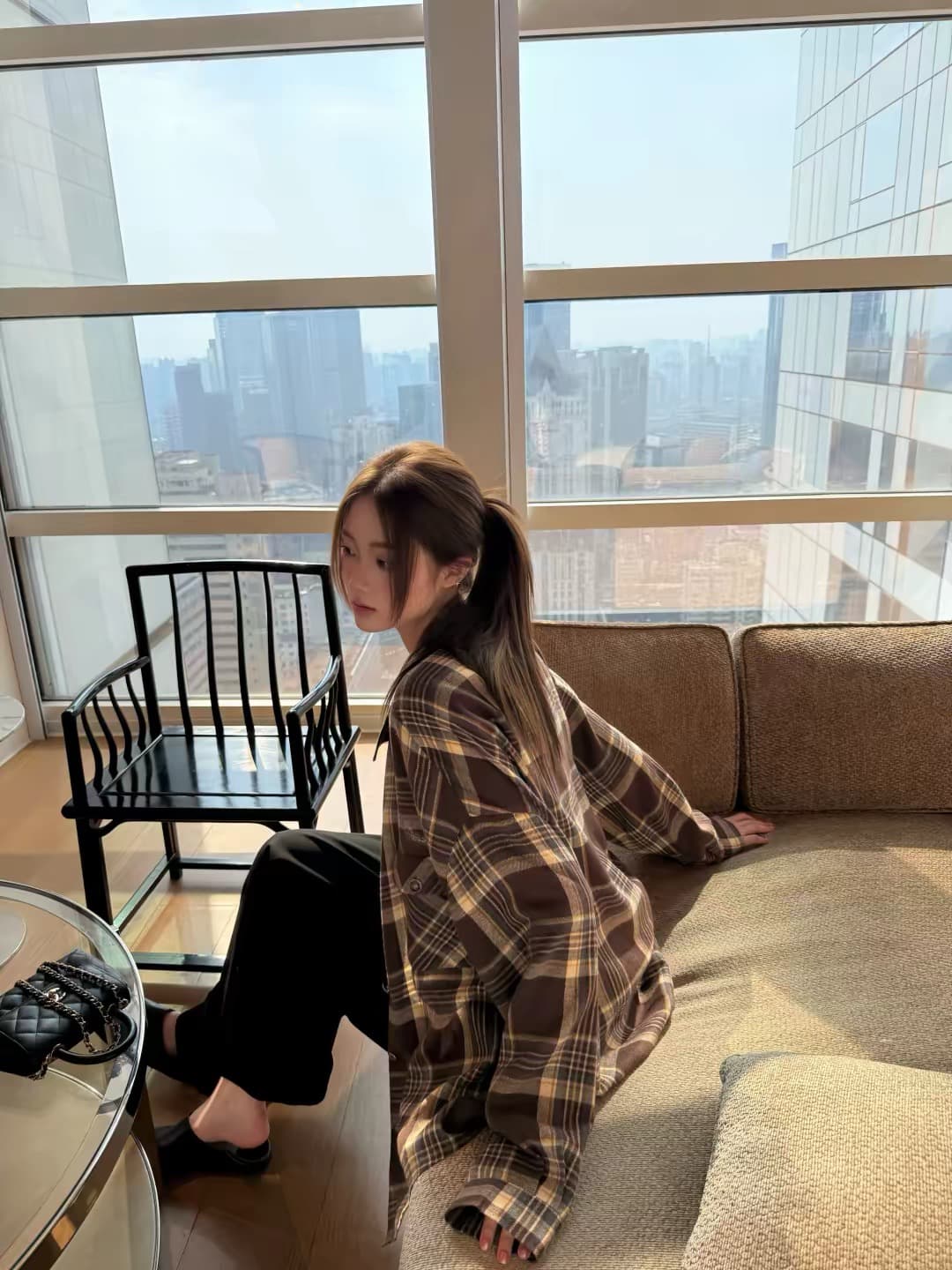 yangzifan 어린 소년 셔츠 2.0 클래식 레트로 체크무늬 긴팔 여성 셔츠 가을 루즈핏 재킷 이미지 2