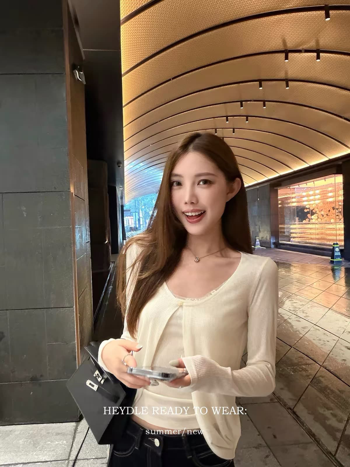 검은 콩 흠 화이트 동백 나무 이야기 레이스 조각 대 u 칼라 니트 오픈 가디건 품격 캐미솔 투피스 세트 상세 이미지 2