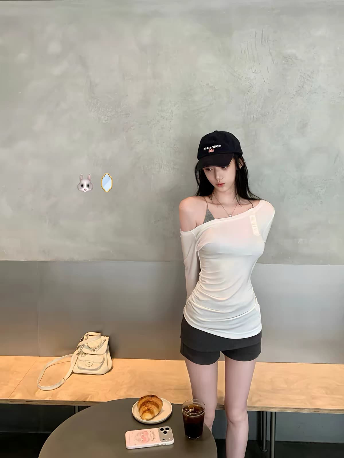 화이트 워터 여성 soft 한 여성 산소 세트 그룹 라이 경기 서울 비스듬한 어깨 티셔츠 계단식 반바지 여성 이른 가을 부드러운 맨위 이미지 3