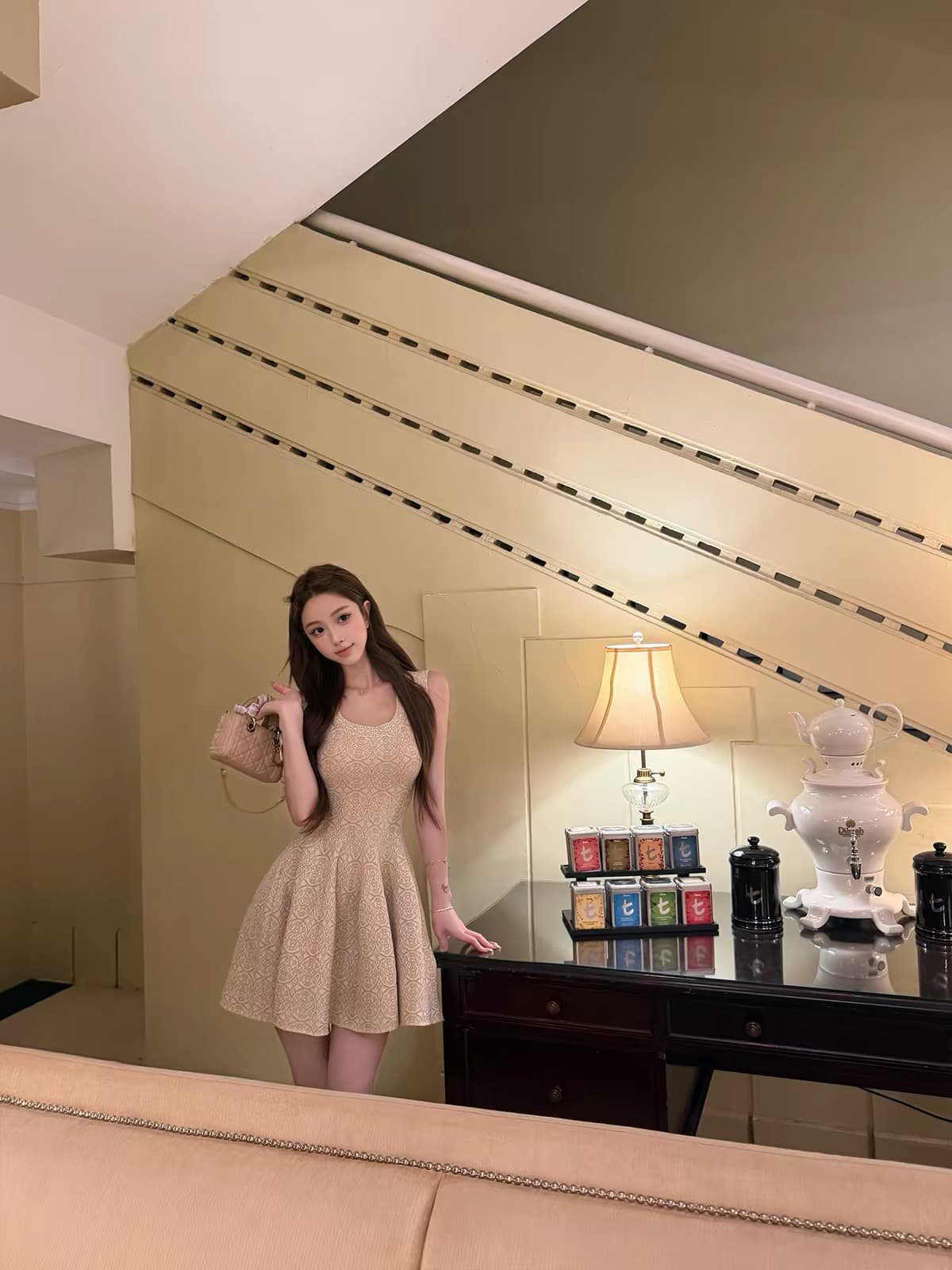 okmashop 矜贵 작은 천 골드 민소매 여성 드레스 여름 고대 조기 천 골드 센스 품격 허리 수축 치마 상세 이미지 2