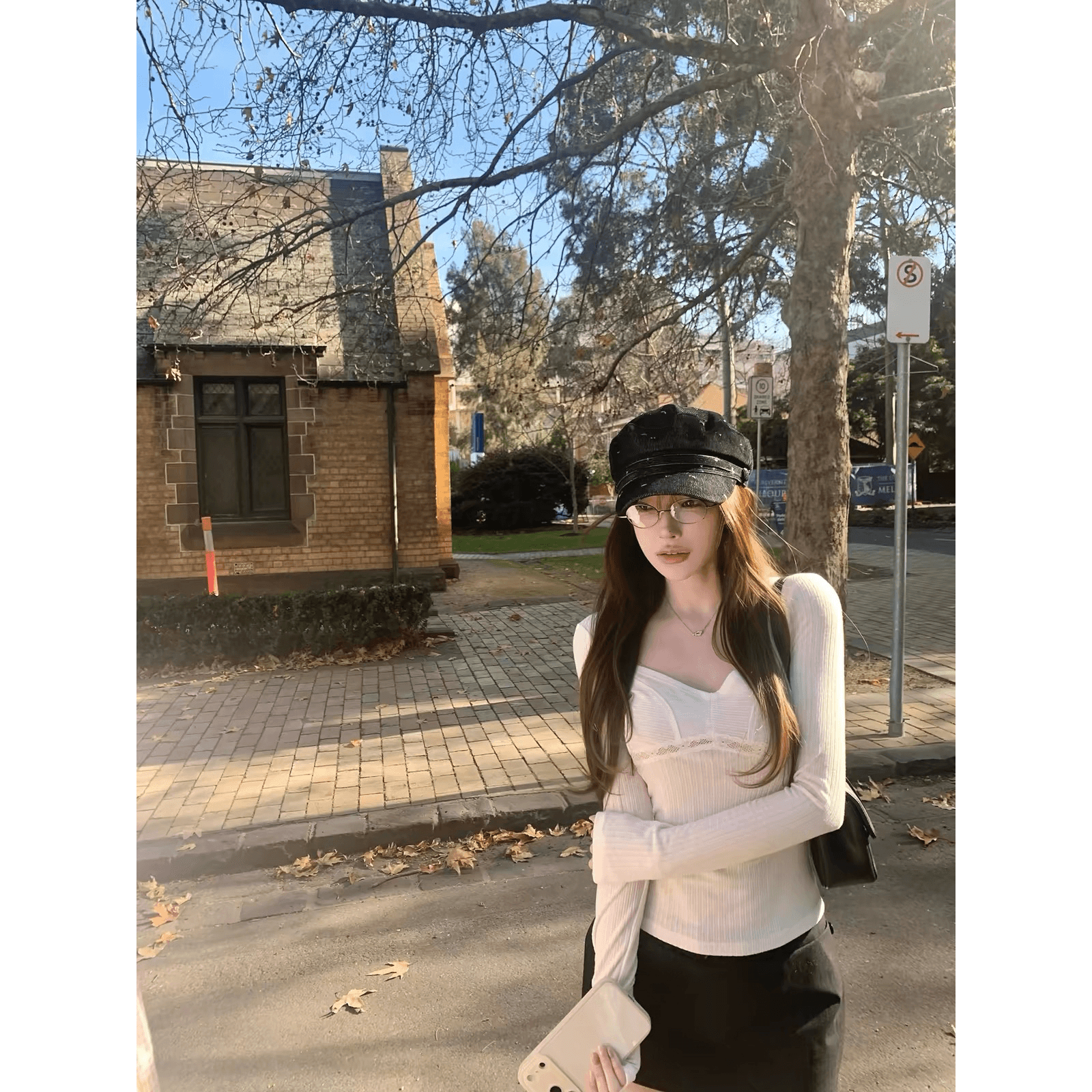 suuuicee 바람 종소리 작은 나이 홀로우 아웃 물결무늬 레이스 레이스 관대 한 칼라 긴팔 티셔츠 순수한 욕망 짧은 맨위 이미지 5