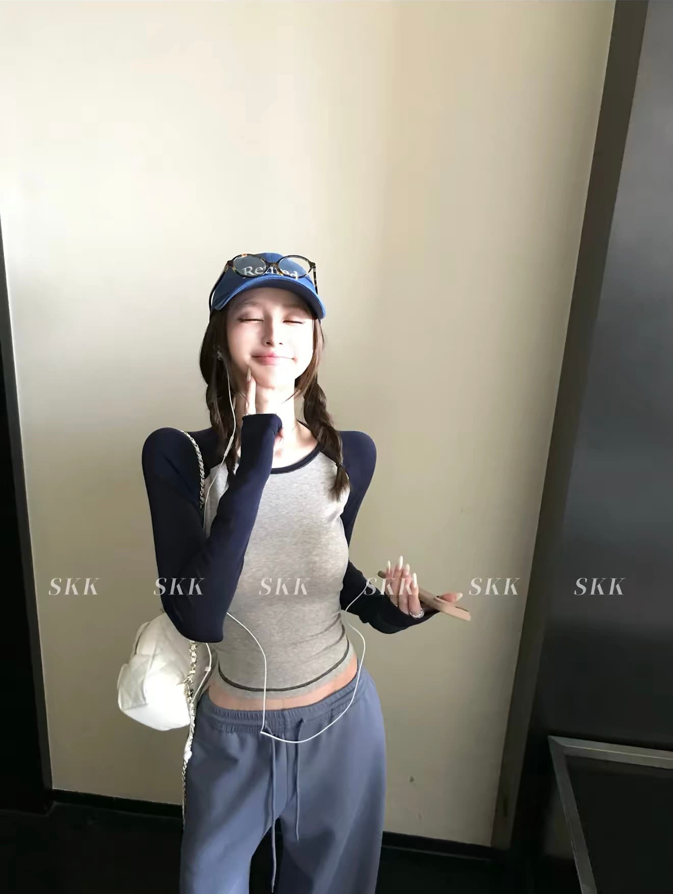 skk store 가벼움 알몸의 센스 t 프로 피부 편안함 주간 실크 양모 레트로 패치워크 배색 삽입 어깨 소매 티셔츠 여성